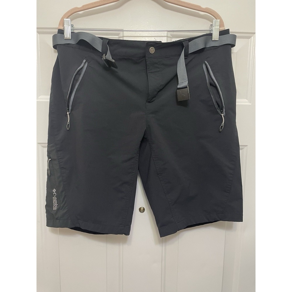 Columbia Titanium Titan Pass Shorts Men's 44 / 12 Omni Shield Black Hiking Fish